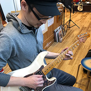 ギタコン運営者：稲垣健太